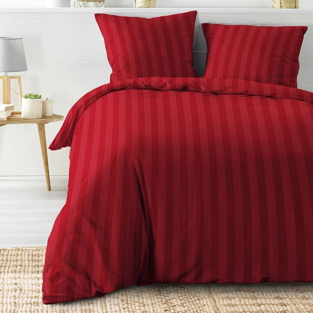 Parure de Lit - Cléo UNI Housse de Couette 240 x 220 cm + Taies d'Oreiller