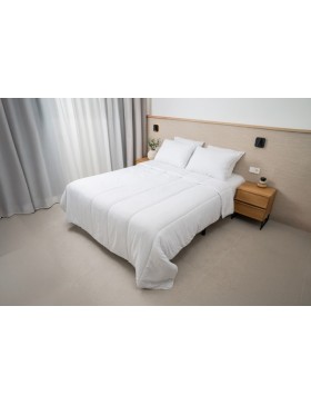 Edredones de invierno KGS en oferta: Edredón cálido y suave de 400 g/m², antibacteriano.